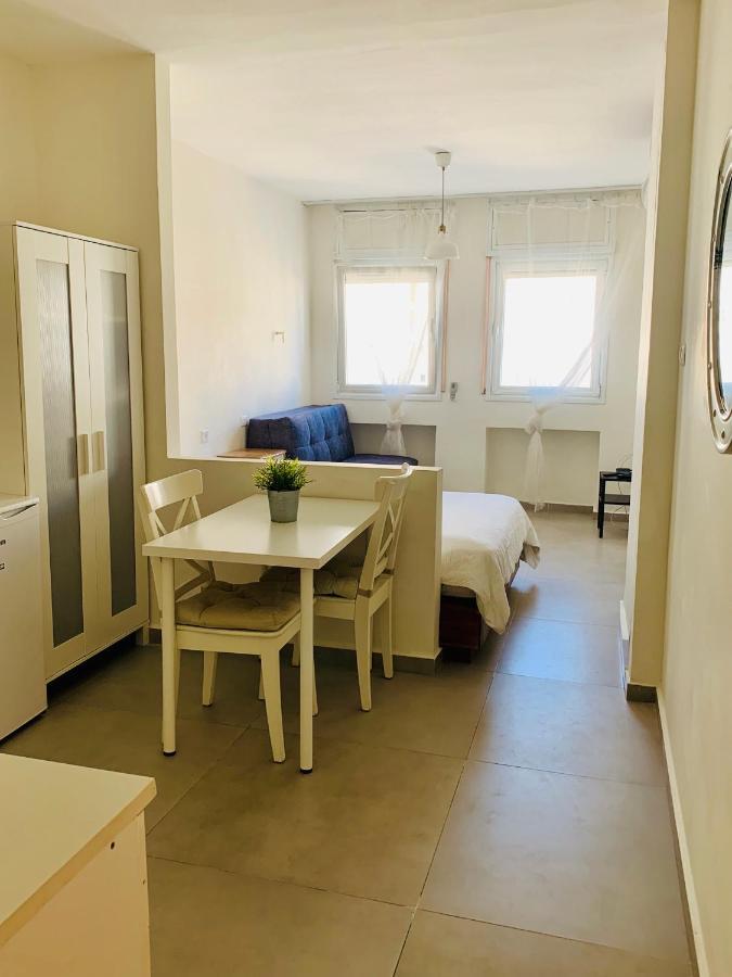 Royal Sea Studio Netanya Exteriör bild